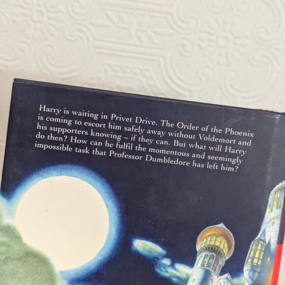 Harry Potter and the Deathly Hallows Hardcover Book - Picture 6 of 13